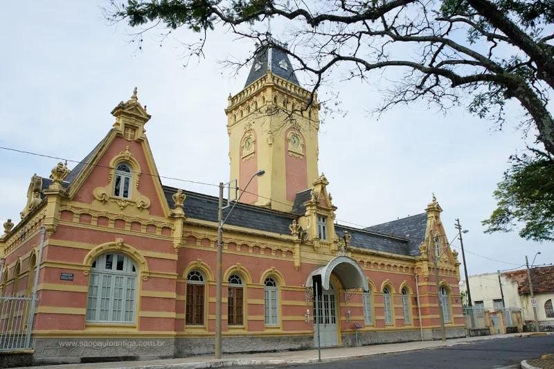 Estação Ferroviária de Guaratinguetá